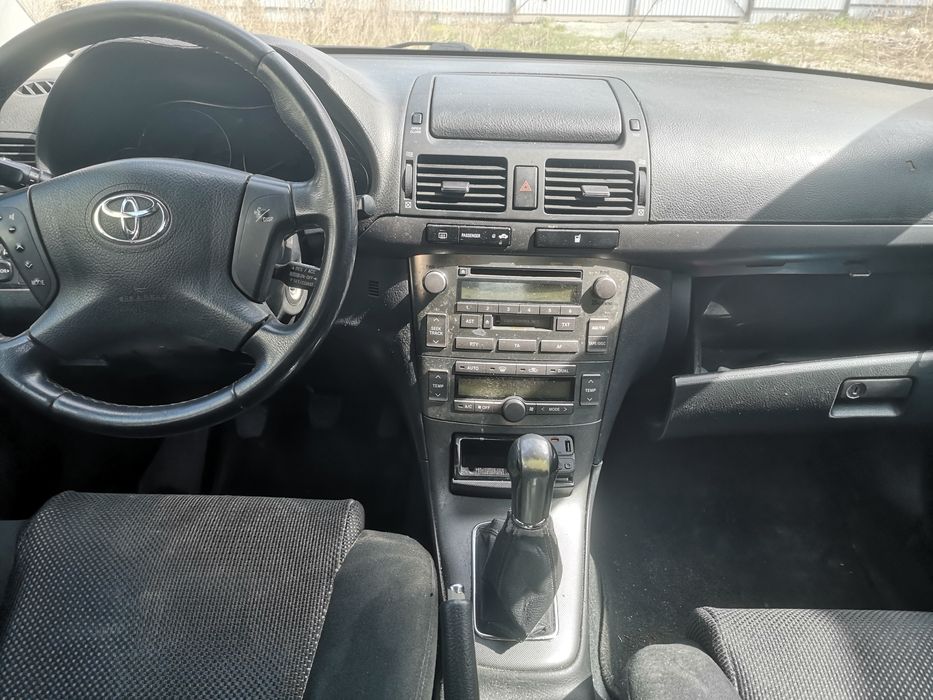 Toyota Авенсис 2.0 dizel