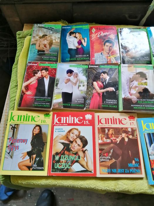 Książki harleqin 68 szt.