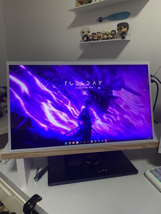Monitor uperfect umax 22 touch