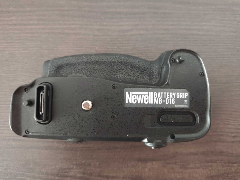 Battery grip Newell MB-D16 Nikon D750+bateria