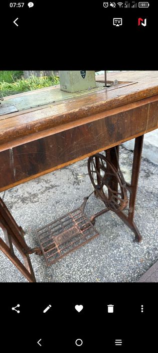 Máquina de costura antiga