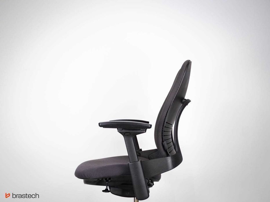 Fotel biurowy Steelcase Leap V2 Outlet DARMOWA DOSTAWA