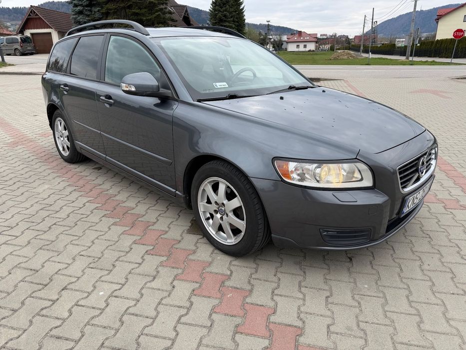 Volvo V50