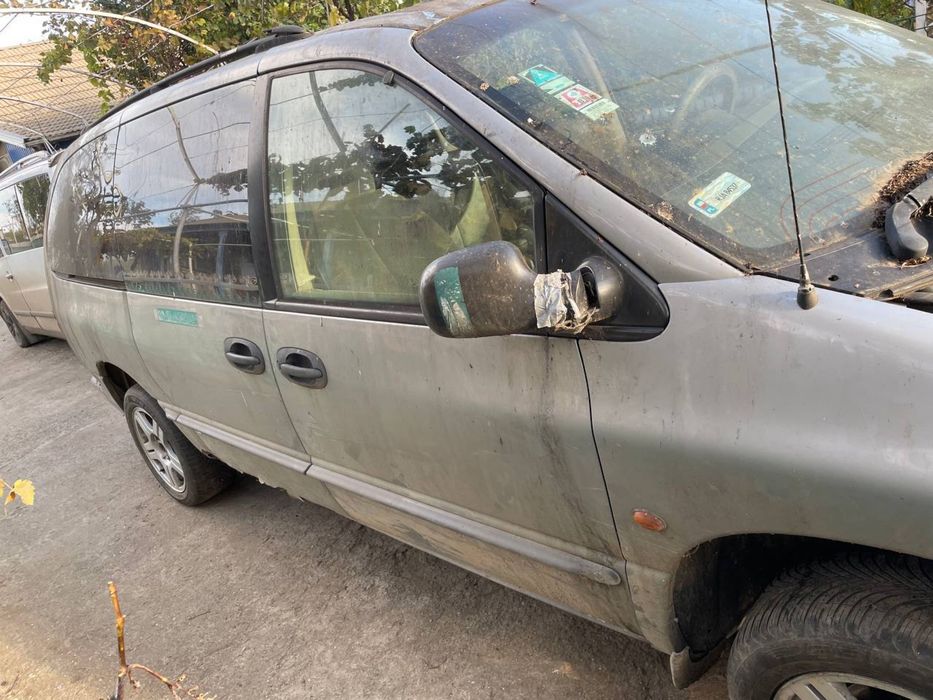 Разборка Chrysler Voyager III 2.5 TD