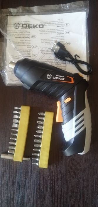 Электро отвёртка Деко на аккумуляторе. Новая