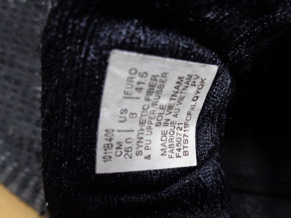 Sapatilhas Asics Black / Pure Gold