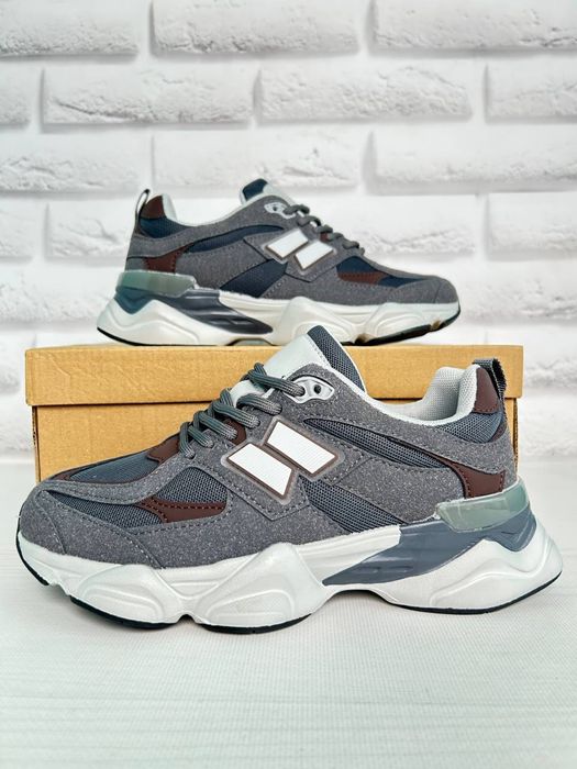 Взуття  стильне  остання пара!  встигни придбати зі знижкою!