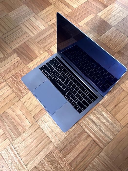 MacBook Pro 13 (2018)
