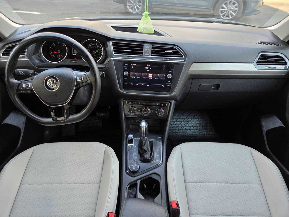 Продам Volkswagen Tiguan 2019р. 2л бензин!!!