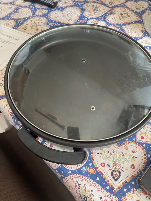 Forno para piza. Nunca foi usado. Esta novo.