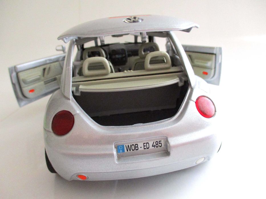 Carro miniatura de coleção 1.18