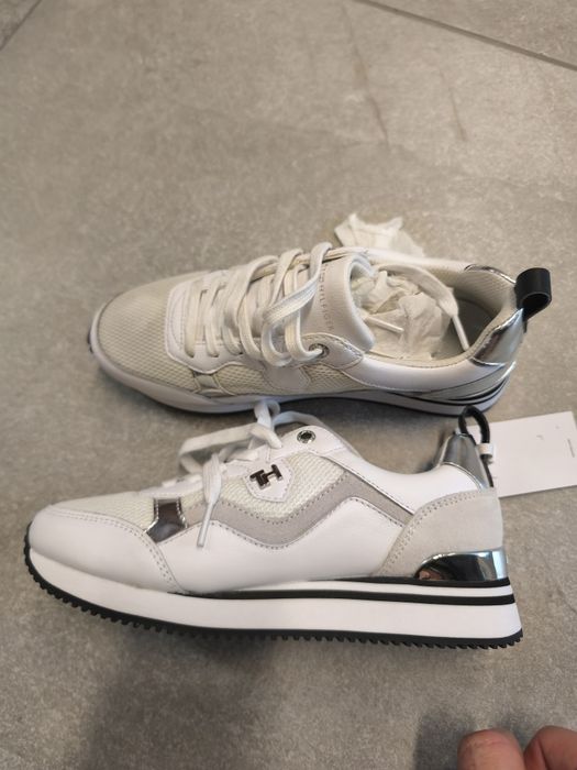 Sneakersy Tommy Hilfiger r. 37