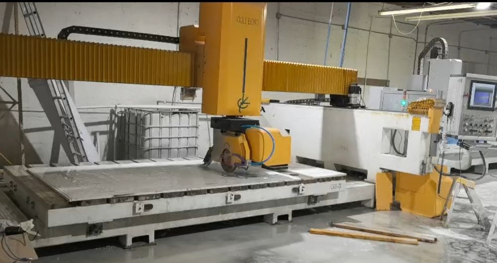 Piła mostowa CNC do kamienia 4+1 osiowa