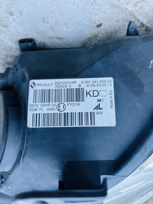 Farol Dianteiro Direito Renault Megane 3