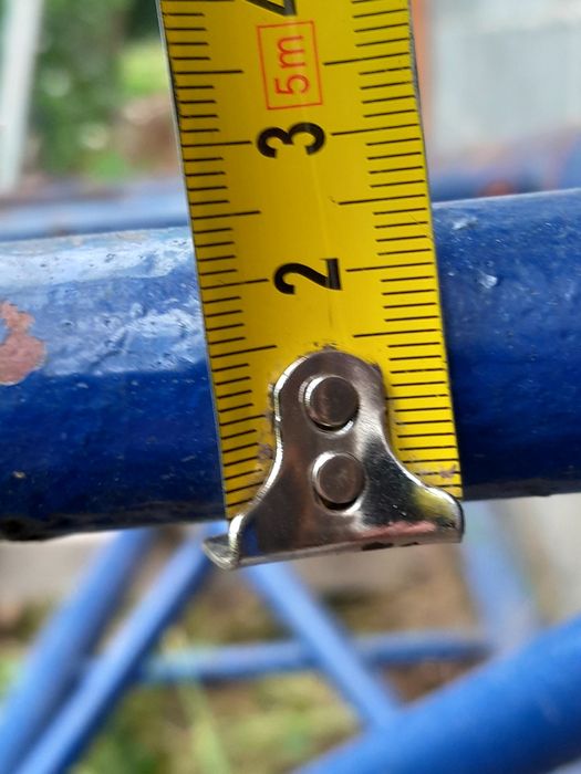 Słup reklamowy 3.5 metra.