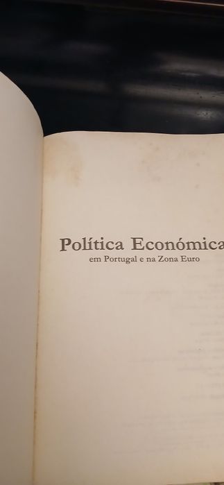 Política  Económica  António  Mendonça Pinto