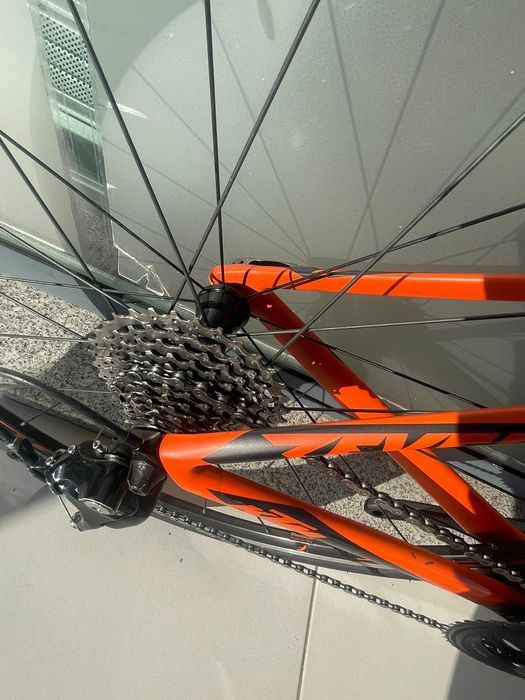KTM revelator 3500 - carbono