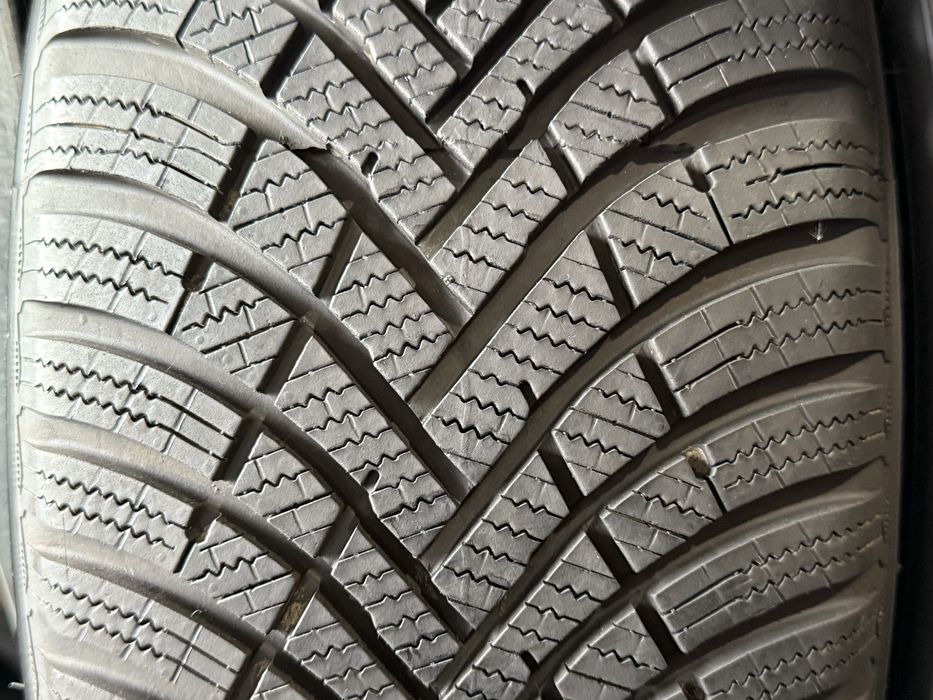 225/55 r 17 Hankook 4шт.