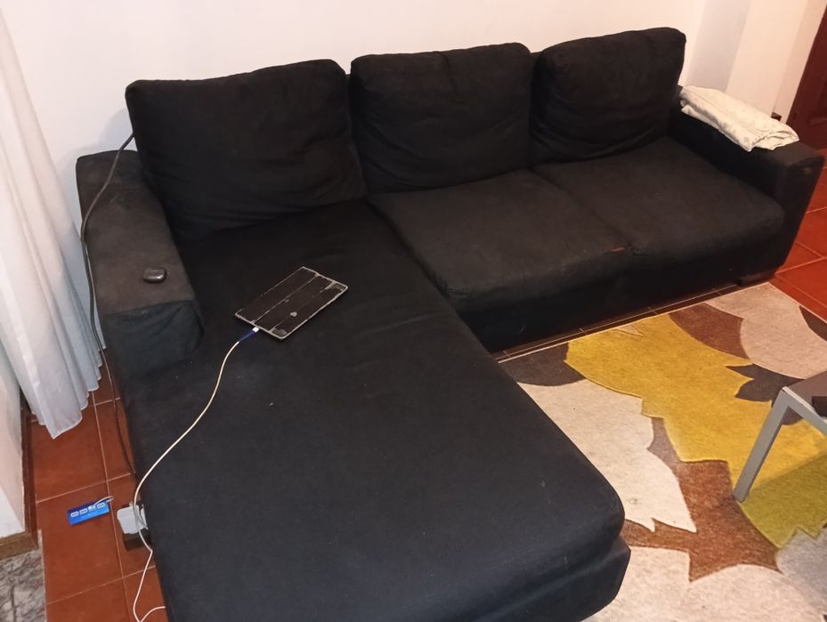 Sofá com chaise long