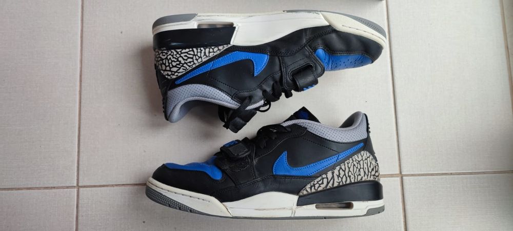 Sapatilhas Jordan Legacy 312 Low Black Royal
