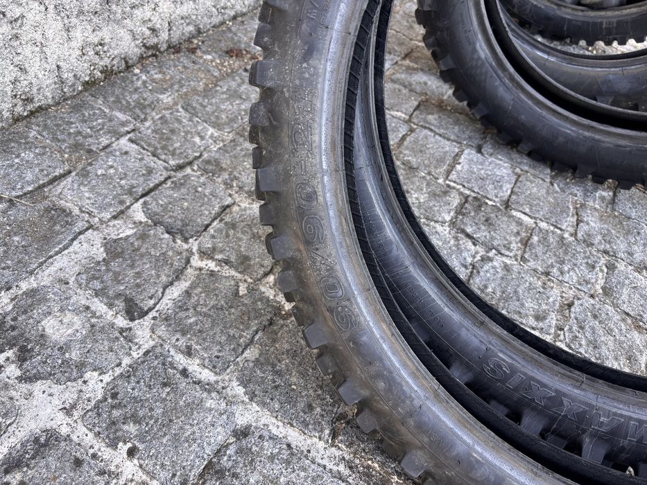 Pneus maxxis enduro