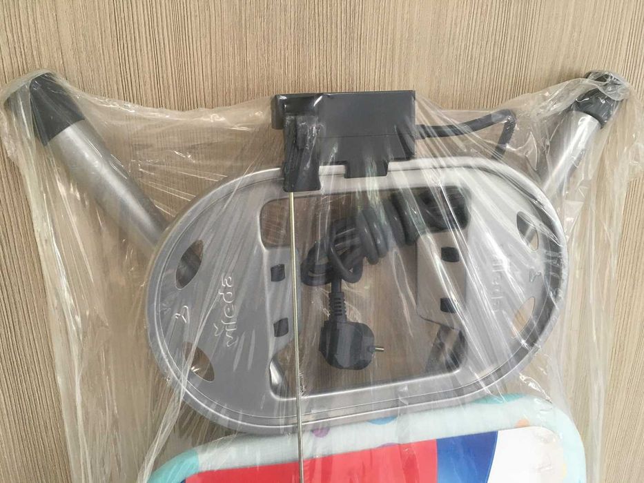 Deska do prasowania VILEDA Star Plus 120 x 38 cm z gniazdkiem Nowa