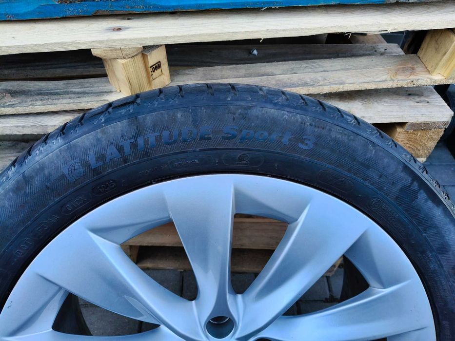 Felgi aluminiowe do Tesli