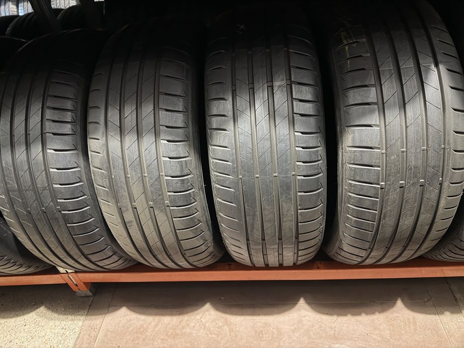 235/50 r 19 Bridgestone 4 шт.