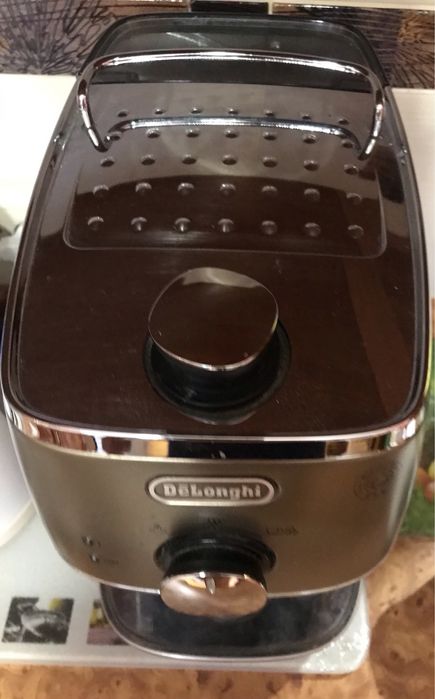 Кавоварка DeLonghi ECI 341 BZ