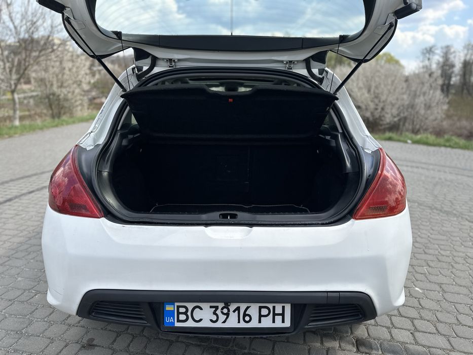Peugeot 308 1,6 дизель