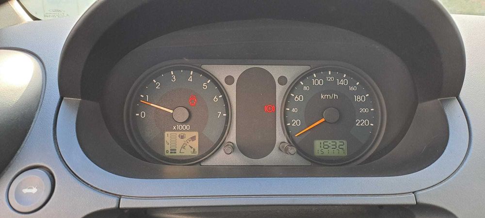 Ford Fiesta só 150.000klm com Ar Condicionado