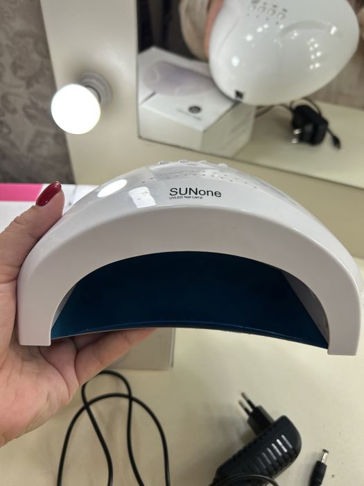Лампа для манікюру