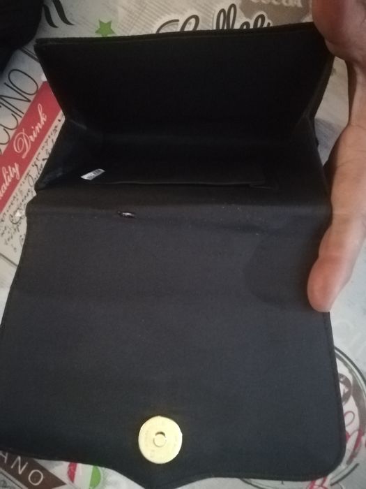 Pochete de cerimónia preta