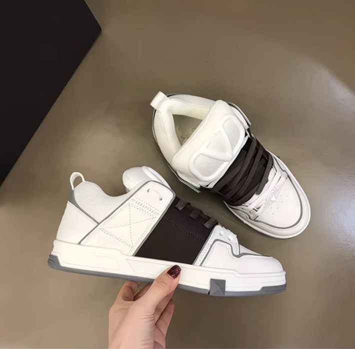 кросівки Valentino Garavani Open Skate