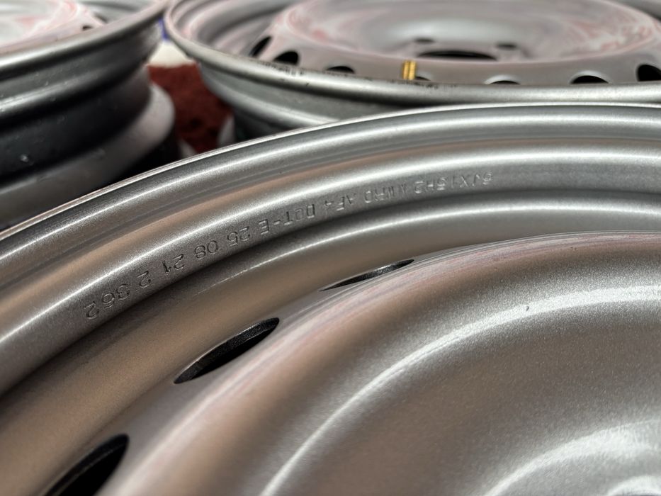 НОВІ ДИСКИ Original Renault Megan Scenik Zoe R15 5x114,3