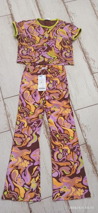 Nowy zestaw t-shirt i legginsy dzwony flagę Coccodrillo nowe 140