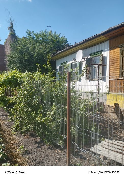 Продам частину будинку в центрі недалеко від ринку.