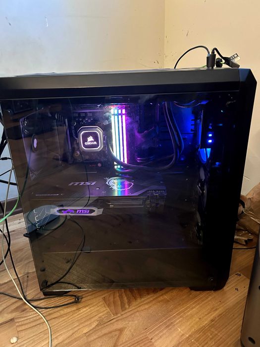 Komputer i7 9700k / RTX 2070 / 16GB RAM / Chłodzenie wodne Corsair