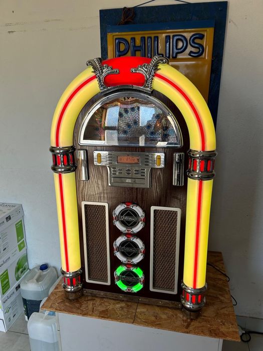 Jukbox 2002 como nova