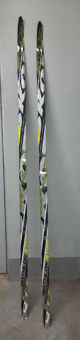 Narty biegowe ślizg po regeneracji 180 cm bez wiązań zapięć