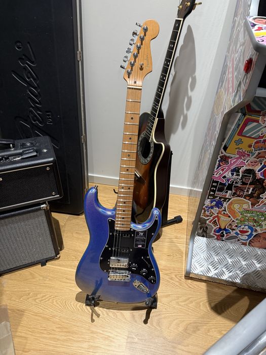 Fender 70th Anniversary Stratocaster HSS, Amethyst