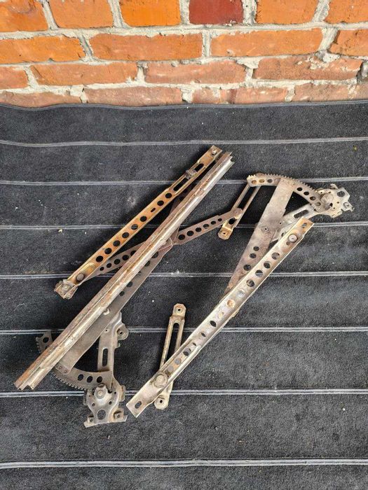 Склопідйомники Mercedes W123 1976-1985 передні задні