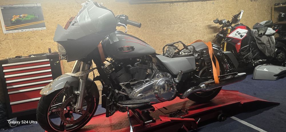 Harley 2024  street  glide   bager w Polsce custm projekt