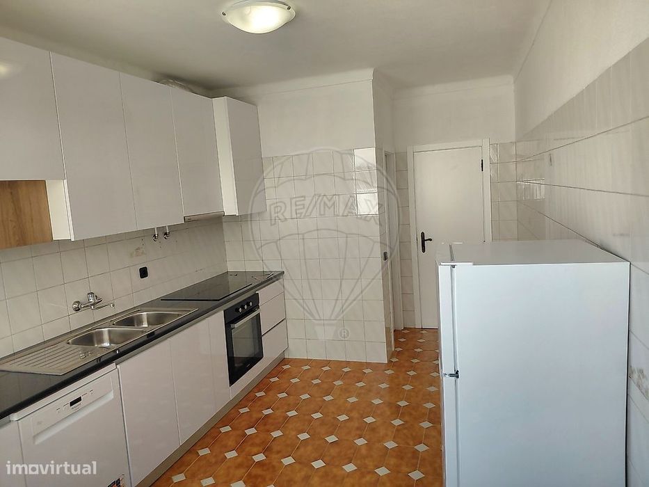 Apartamento T3 para arrendamento
