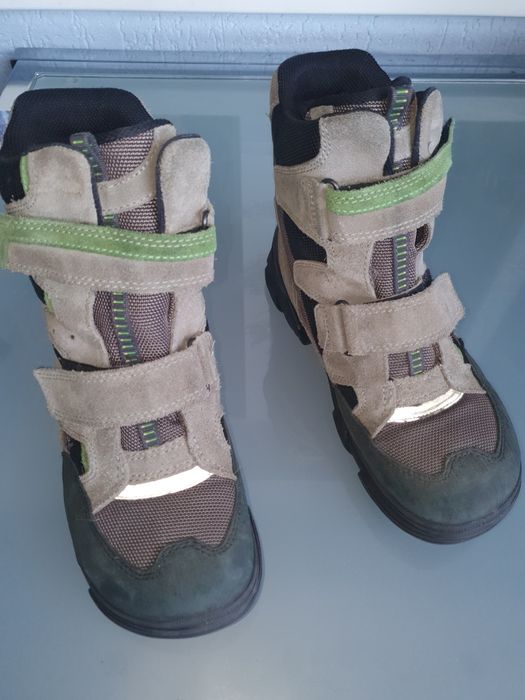 ECCO  детские ботинки р.38