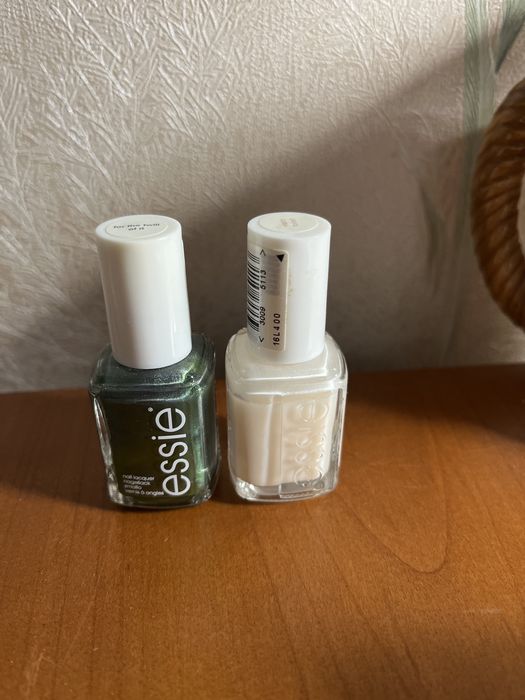 Лаки Essie.  Лаки Alessandro, Anny. OPI.