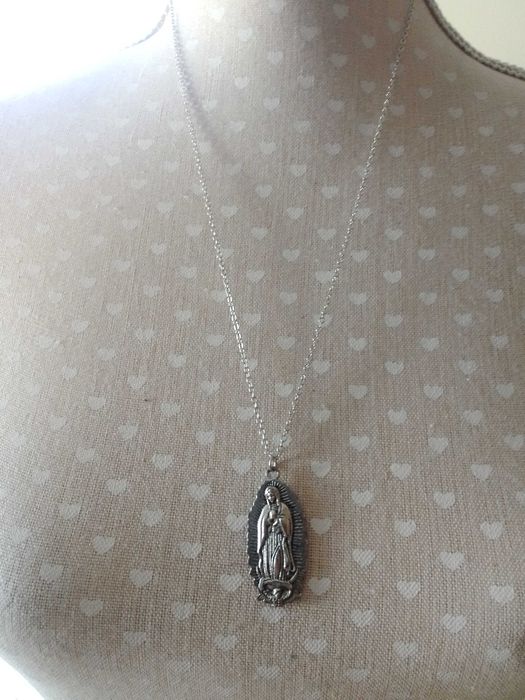 Colares com pendentes