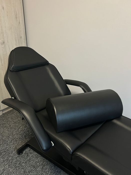 Fotel kosmetyczny z poduszką