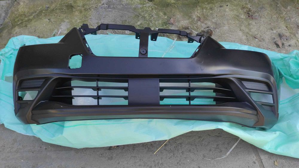Бампер Передній Nissan KICKS оригінал Новий, радар ПО СЕРЕДИНІ