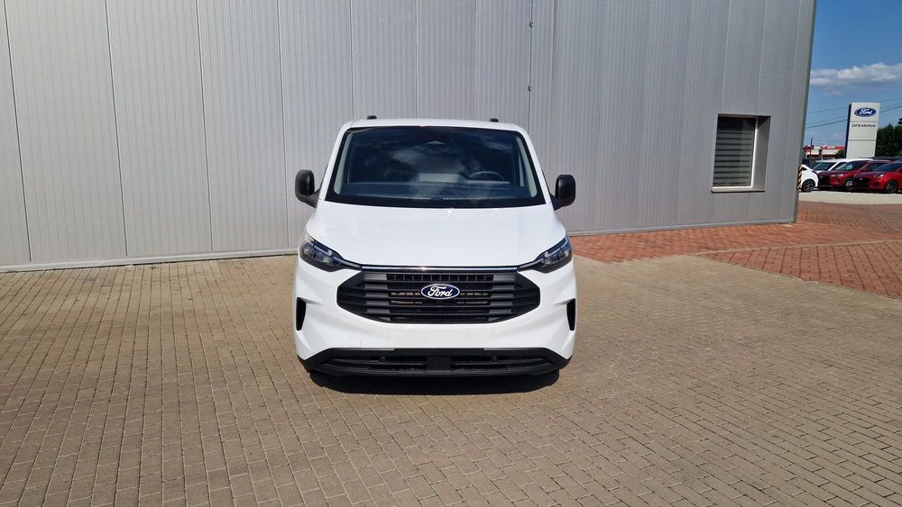 Ford TRANSIT CUSTOM VAN V710 L1H1 FWD  Najnowszy Custom VAN PHEV 2,5 l 236 KM automat 2025 rok